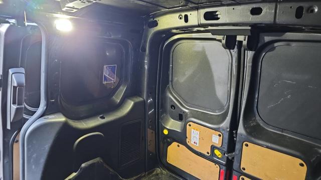 Ford Transit Connect image 4