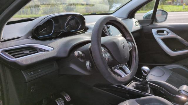 Peugeot 2008 image 7