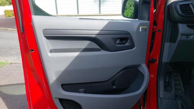 Citroen Jumpy image 6