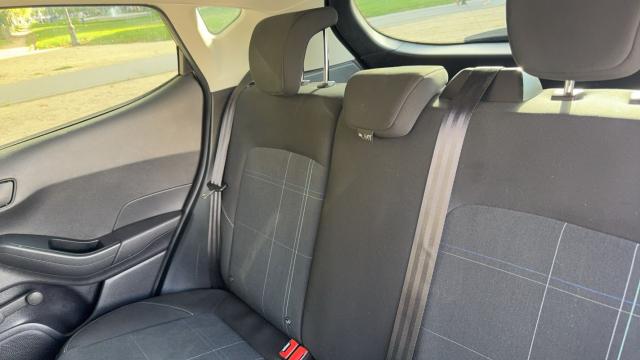 Ford Fiesta image 7