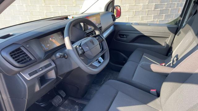 Peugeot Expert image 1