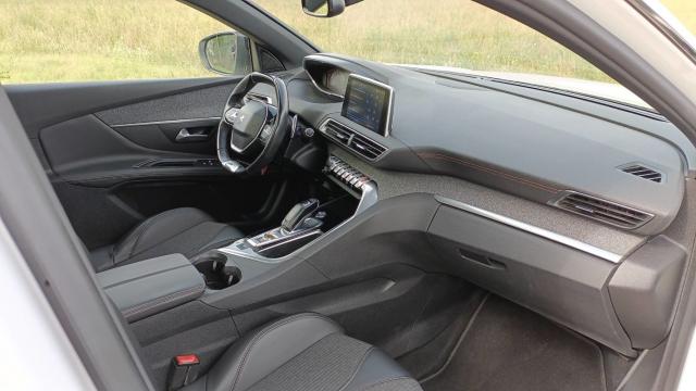Peugeot 3008 image 9
