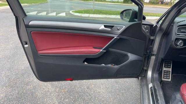 Volkswagen Golf image 7