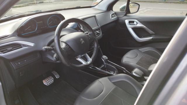 Peugeot 2008 image 6