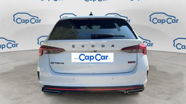 Skoda Octavia image 6
