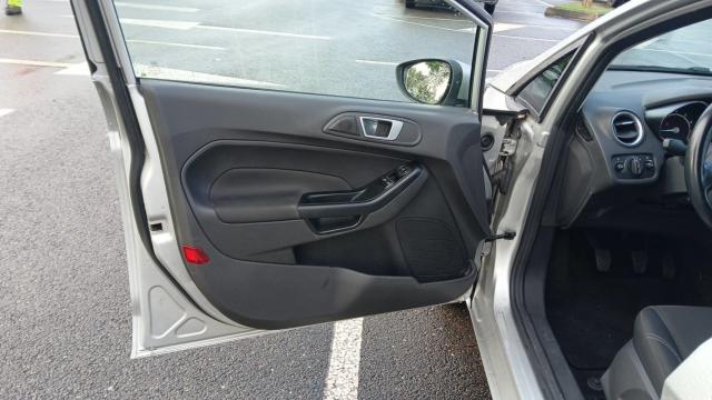 Ford Fiesta image 5