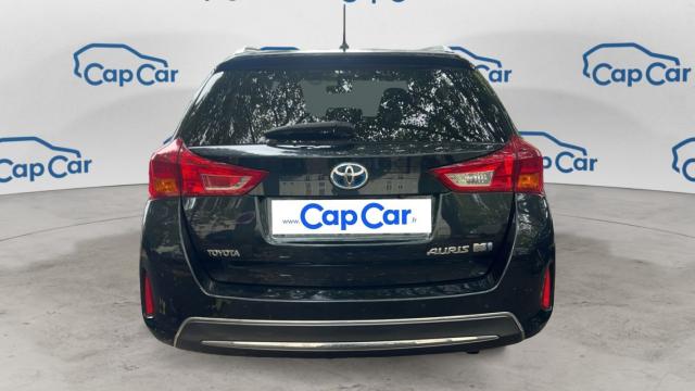 Toyota Auris image 3