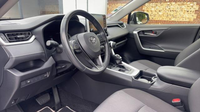 Toyota Rav4 image 7