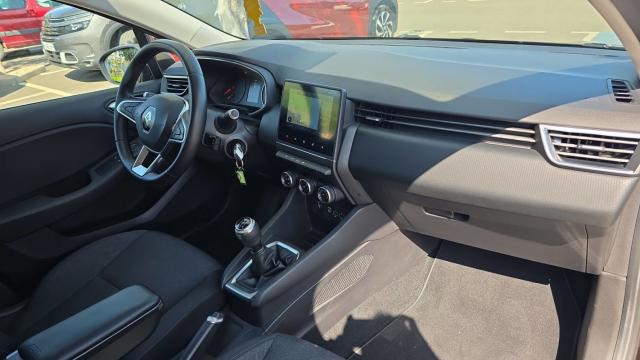 Renault Clio image 9