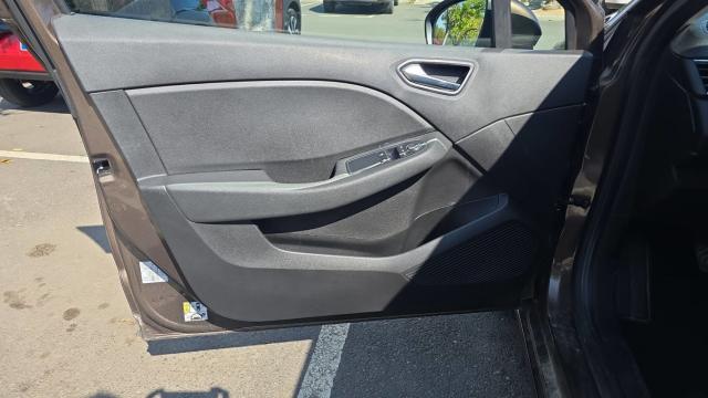Renault Clio image 1