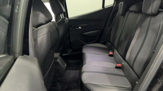 Peugeot 2008 image 9