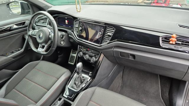 Volkswagen T-Roc image 3