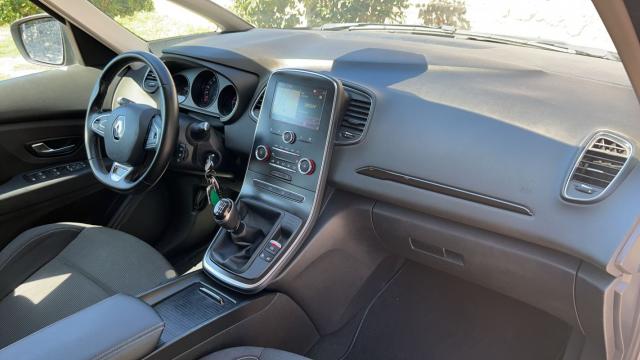Renault Scénic image 7