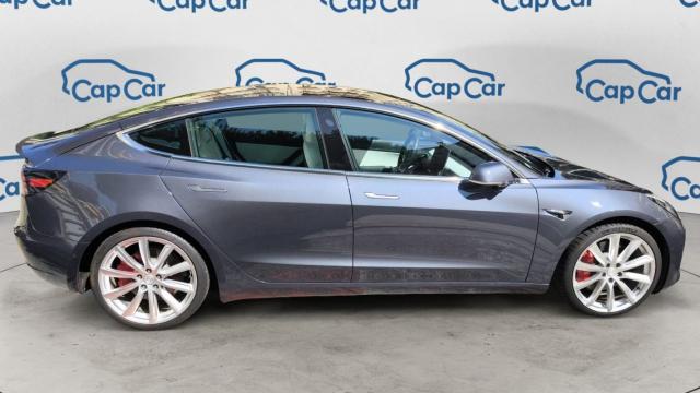 Tesla Model 3 image 3