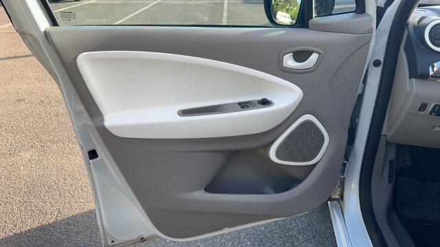 Renault Zoe image 8