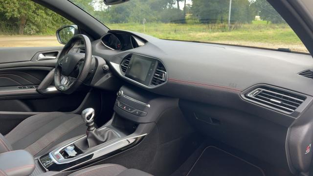 Peugeot 308 image 3