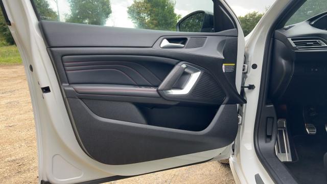 Peugeot 308 image 9