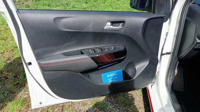 Kia Picanto image 8