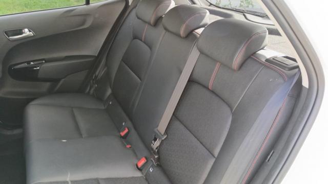 Kia Picanto image 3