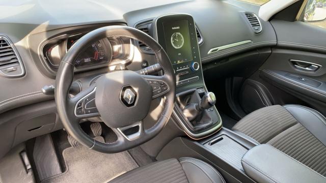 Renault Scénic image 3