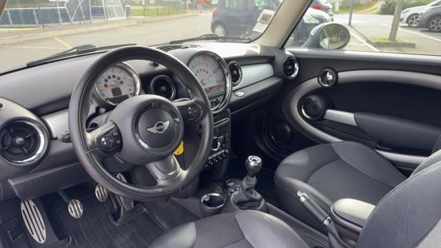 Mini Clubman image 4