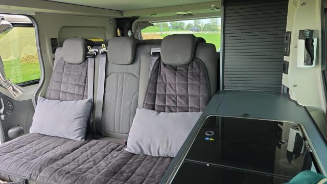 Renault Trafic image 9