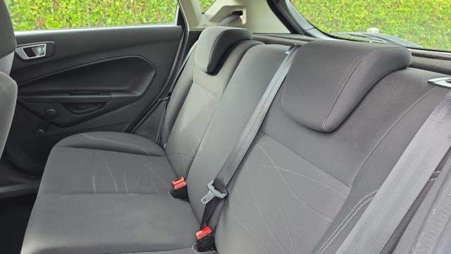 Ford Fiesta image 7