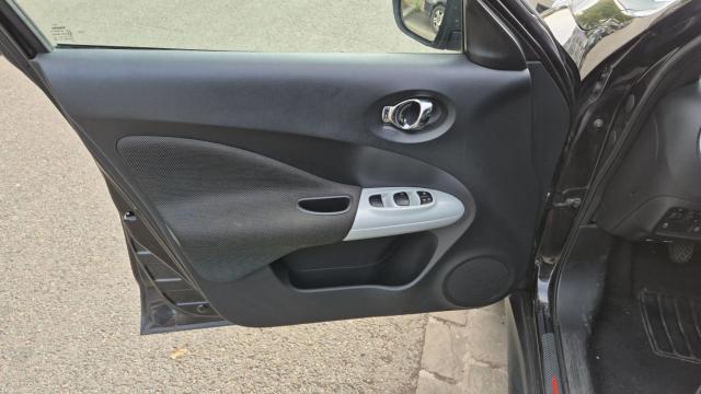 Nissan Juke image 9