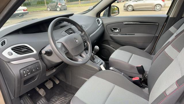 Renault Scénic image 7