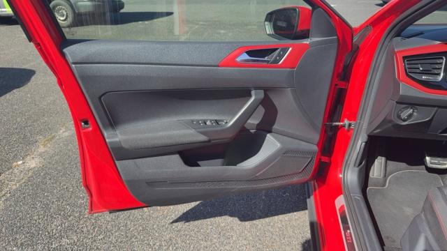 Volkswagen Polo image 9