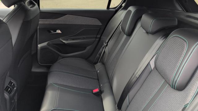 Peugeot 308 image 7