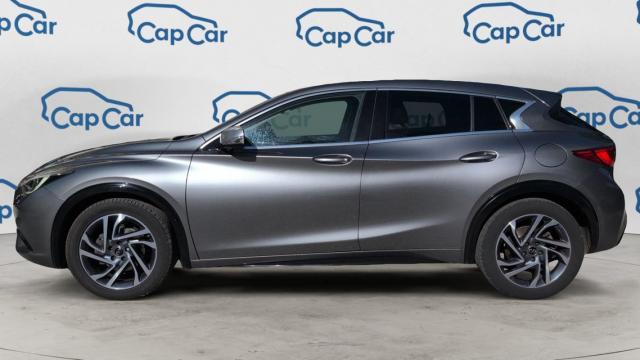 Infiniti Q30 image 2