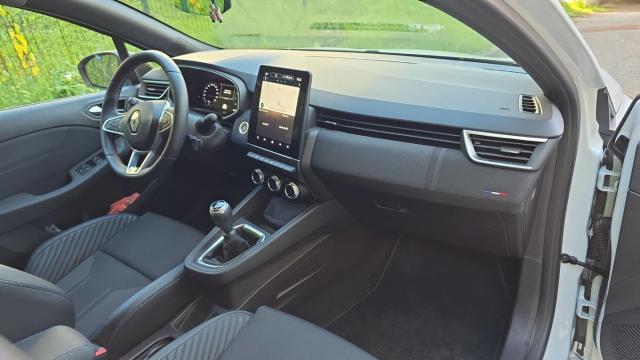 Renault Clio image 6