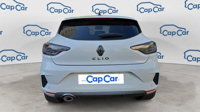 Renault Clio image 2