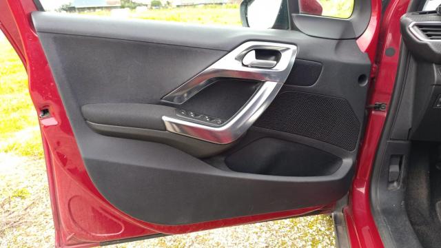 Peugeot 2008 image 4