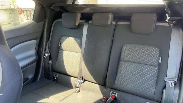 Nissan Juke image 9