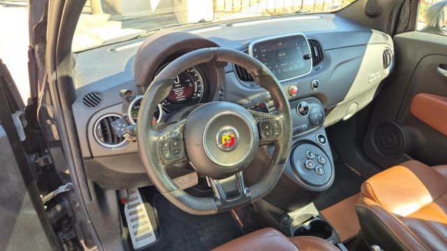 Abarth 500c image 9