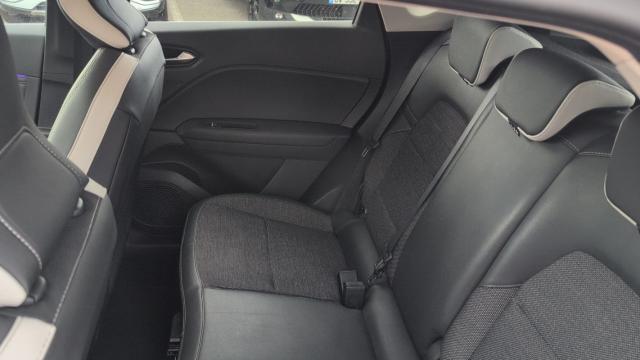Renault Captur image 3