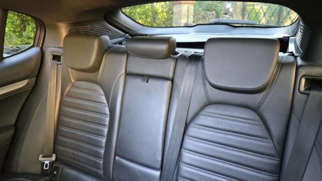 Alfa Romeo Stelvio image 6