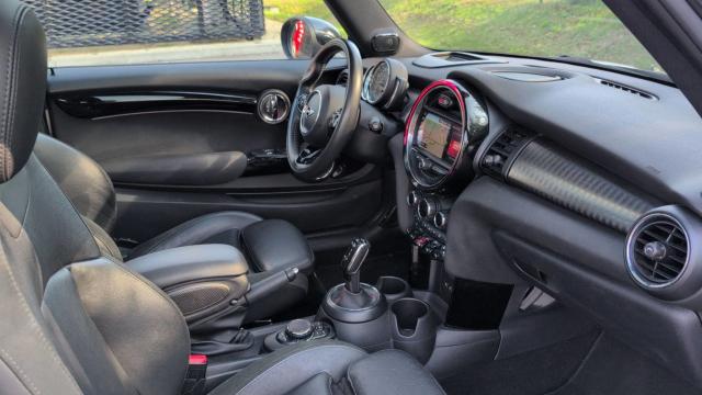 Mini Cooper S image 9