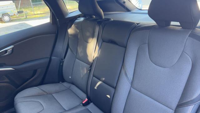 Volvo V40 Cross Country image 6