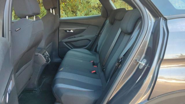 Peugeot 3008 image 1