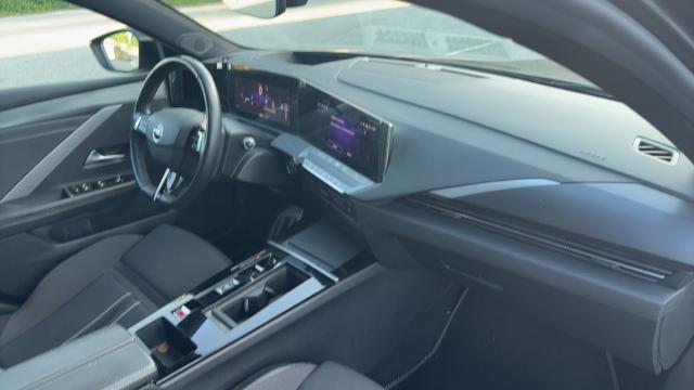 Opel Astra image 6
