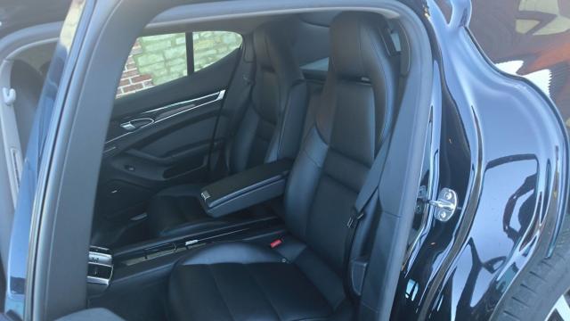 Porsche Panamera image 3
