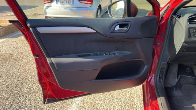 Citroen C4 image 9