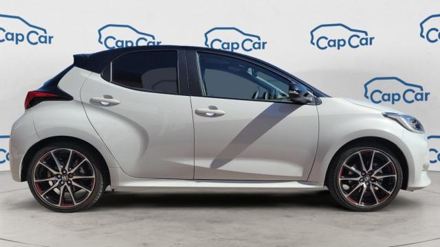 Toyota Yaris image 2