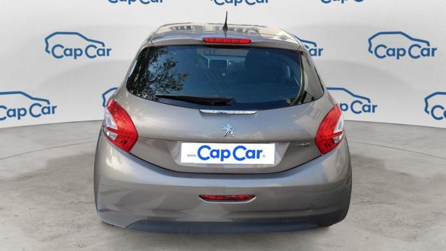 Peugeot 208 image 6