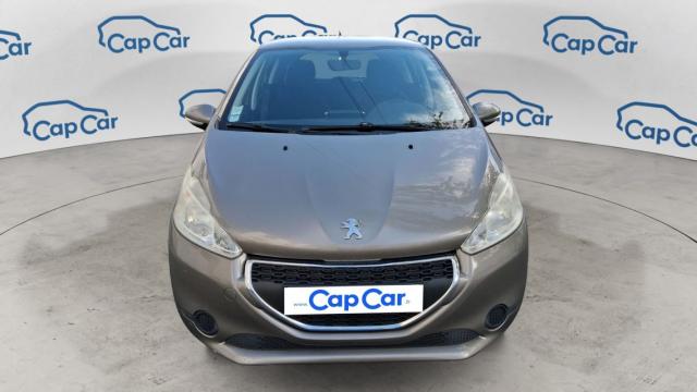 Peugeot 208 image 9