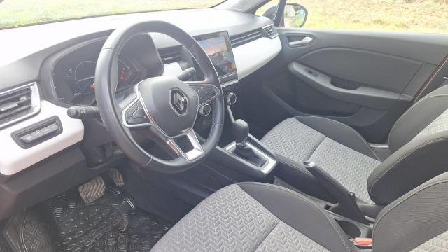Renault Clio image 8