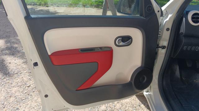 Renault Twingo image 6